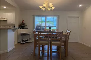 1705 NW 11th Ct, Cape Coral, FL 33993 - Photo 4