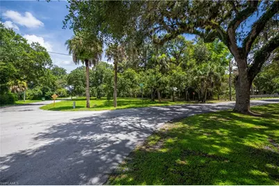 160 Curry St, Labelle, FL 33935 - Photo 24