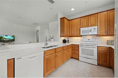 11761 Adoncia Way #3907, Fort Myers, FL 33912 - Photo 4