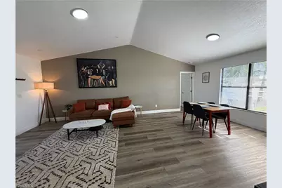 2811 SE 15th Pl #202, Cape Coral, FL 33904 - Photo 2