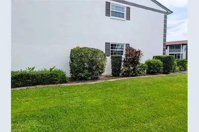 7049 New Post Dr #E4, North Fort Myers, FL 33917 - Photo 8