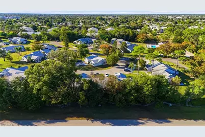 10431 New Bedford Ct, Lehigh Acres, FL 33936 - Photo 42