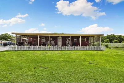 49033 Bermont Rd, Punta Gorda, FL 33982 - Photo 10