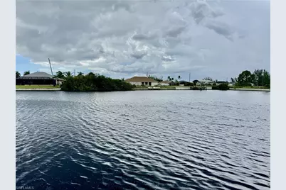2108 NW 41st Pl, Cape Coral, FL 33993 - Photo 4