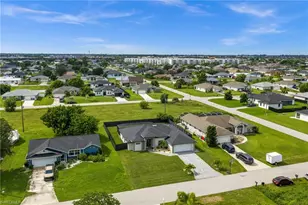 322 NW 5th St, Cape Coral, FL 33993 - Photo 44