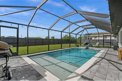 322 NW 5th St, Cape Coral, FL 33993 - Photo 36
