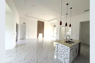 401 Prospect Ave, Lehigh Acres, FL 33972 - Photo 8