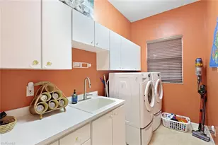 907 SW 51st Terrace, Cape Coral, FL 33914 - Photo 36