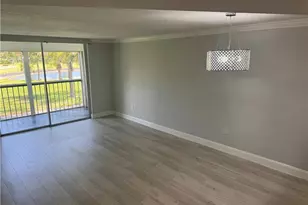 400 Forest Lakes Blvd, Naples, FL 34105 - Photo 8