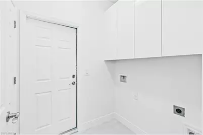 376 Cratsley Ave S, Lehigh Acres, FL 33974 - Photo 32