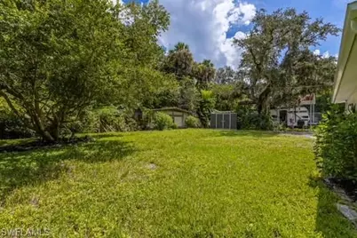 2018 Flamingo Dr, North Fort Myers, FL 33917 - Photo 22