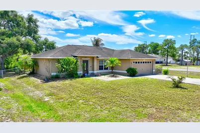 97 Blackstone Dr, Fort Myers, FL 33913 - Photo 2