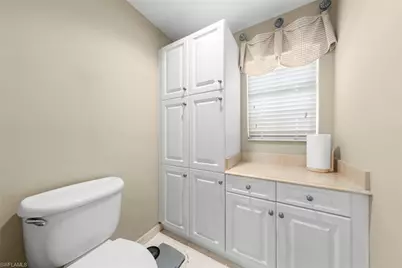8161 Glenfinnan Cir, Fort Myers, FL 33912 - Photo 10
