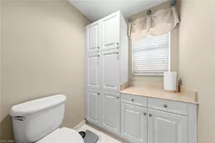 8161 Glenfinnan Cir, Fort Myers, FL 33912 - Photo 10