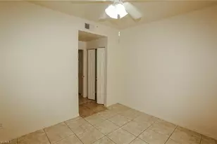 4650 St Croix Ln, Naples, FL 34109 - Photo 10