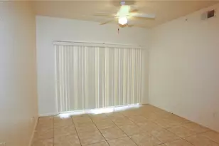 4650 St Croix Ln, Naples, FL 34109 - Photo 4