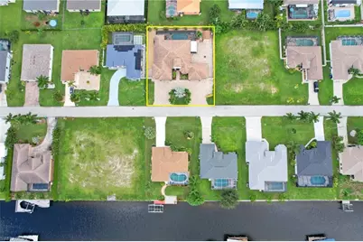 3835 SW 17th Ave, Cape Coral, FL 33914 - Photo 46