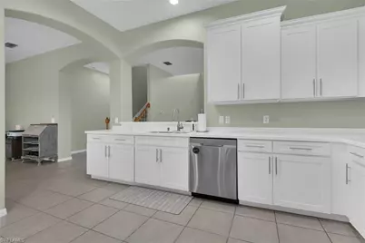 12419 Jewel Stone Ln, Fort Myers, FL 33913 - Photo 8