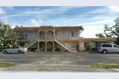 911 SE 10th St, Cape Coral, FL 33990 - Photo 1