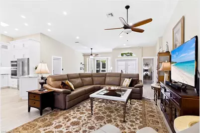 40 Timberland Cir N, Fort Myers, FL 33919 - Photo 12