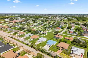 522 NE Van Loon Ln, Cape Coral, FL 33909 - Photo 34
