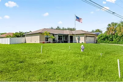 522 NE Van Loon Ln, Cape Coral, FL 33909 - Photo 30
