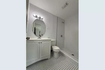 511 York Rd, Lehigh Acres, FL 33936 - Photo 12
