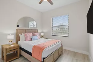 2001 SW 8th Ct, Cape Coral, FL 33991 - Photo 32