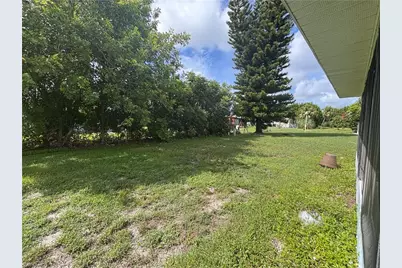 138 Brookside St, Lehigh Acres, FL 33936 - Photo 20