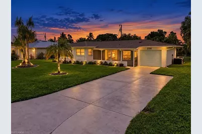 256 SE 46th Ter, Cape Coral, FL 33904 - Photo 4