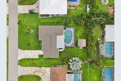 256 SE 46th Ter, Cape Coral, FL 33904 - Photo 38