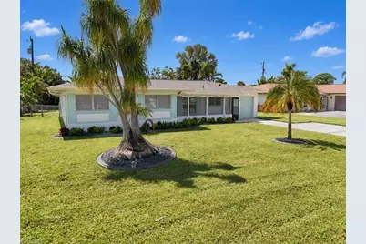 256 SE 46th Ter, Cape Coral, FL 33904 - Photo 2