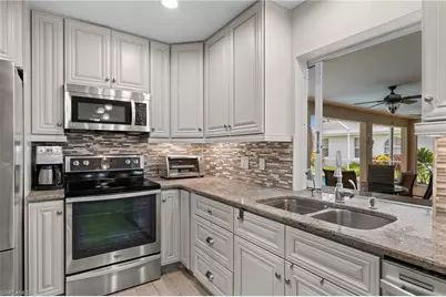 403 SE 28th Ter, Cape Coral, FL 33904 - Photo 18
