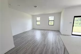 6034 Acorn Cir, Labelle, FL 33935 - Photo 4