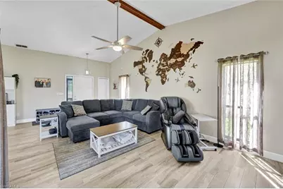 5424 Ashton Cir, Fort Myers, FL 33907 - Photo 10