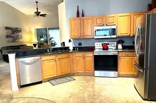 10117 Colonial Country Club Blvd, Fort Myers, FL 33913 - Photo 4