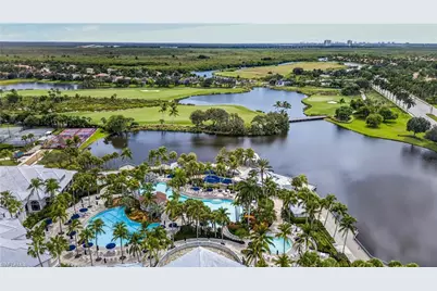 3177 Aviamar Cir #202, Naples, FL 34114 - Photo 2