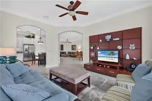 3177 Aviamar Cir, Naples, FL 34114 - Photo 10