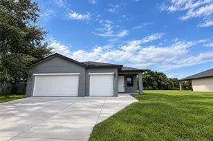 1074 W Bucknell Rd, Labelle, FL 33935 - Photo 1