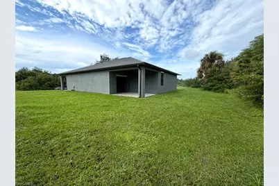 1074 W Bucknell Rd, Labelle, FL 33935 - Photo 12