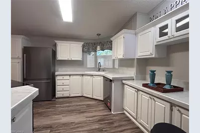 10561 Lake Loop Rd #37M, North Fort Myers, FL 33903 - Photo 8