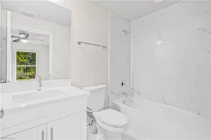1011 Kent St E, Lehigh Acres, FL 33974 - Photo 12