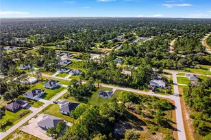 1011 Kent St E, Lehigh Acres, FL 33974 - Photo 18
