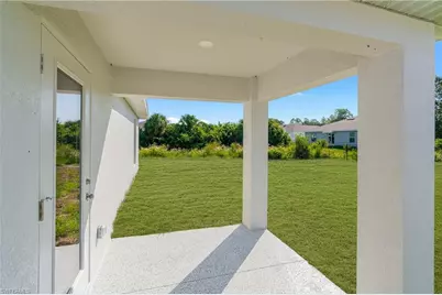 180 Peerless St, Lehigh Acres, FL 33974 - Photo 14