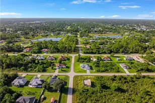 736 Chambers St E, Lehigh Acres, FL 33974 - Photo 54