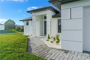 736 Chambers St E, Lehigh Acres, FL 33974 - Photo 10