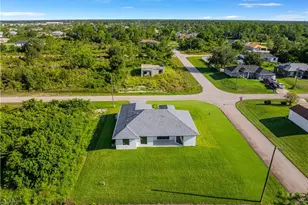 736 Chambers St E, Lehigh Acres, FL 33974 - Photo 50