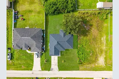 4004 17th St SW, Lehigh Acres, FL 33976 - Photo 4