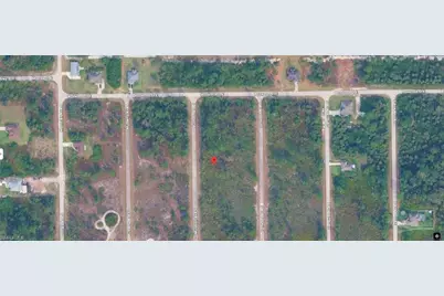 639 Muldoon Ave S, Lehigh Acres, FL 33974 - Photo 2