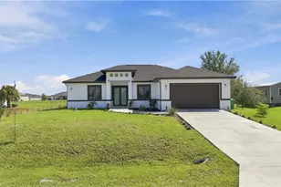 9054 Lamkin Cir, Labelle, FL 33935 - Photo 2